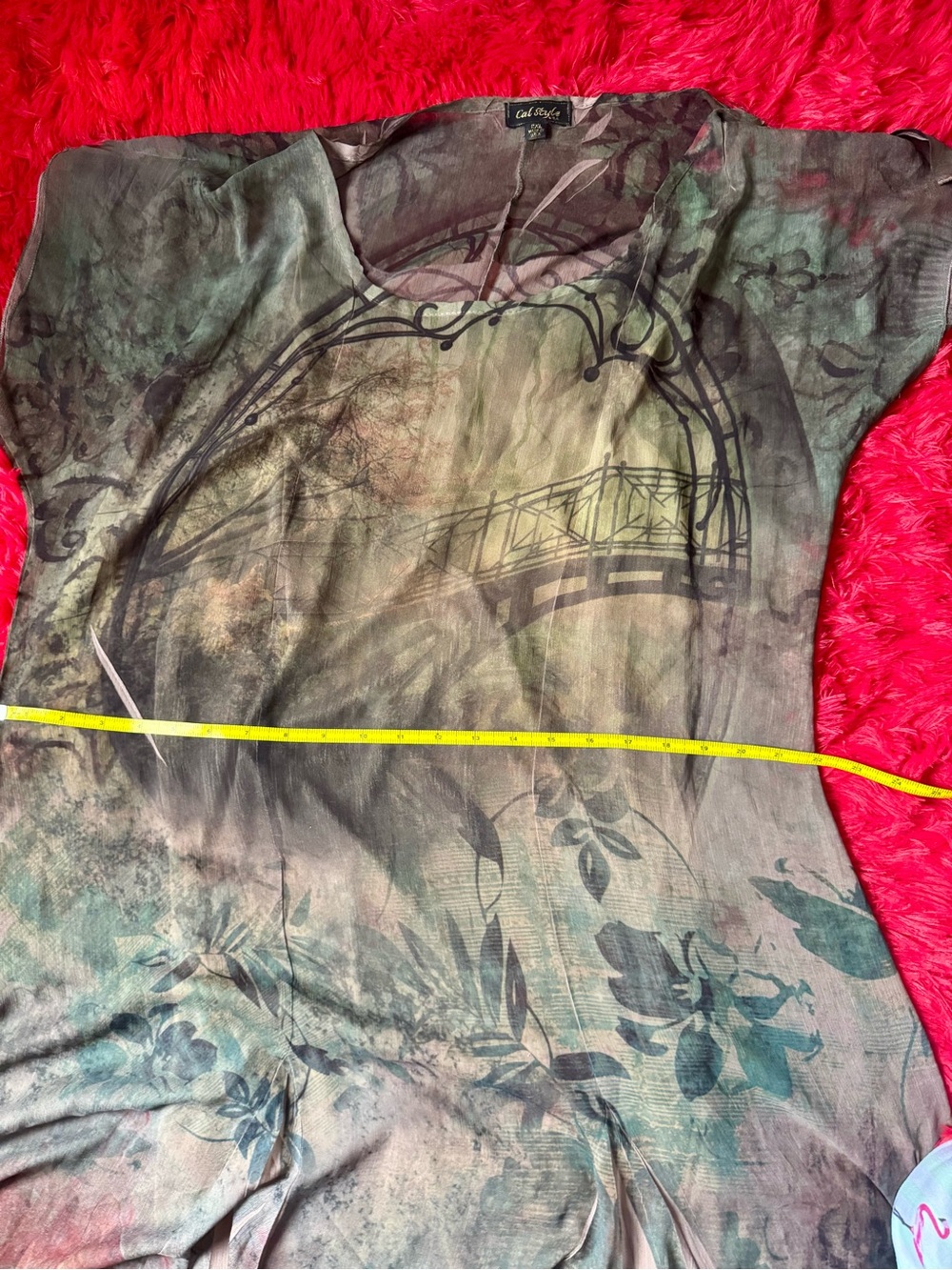 Woman’s dress - Picture 4 of 6